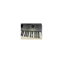 Used Kurzweil PC3K6 Portable Keyboard