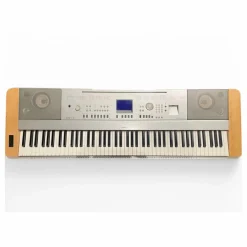 Used Yamaha PORTABLE GRAND DGX-640 Digital Piano
